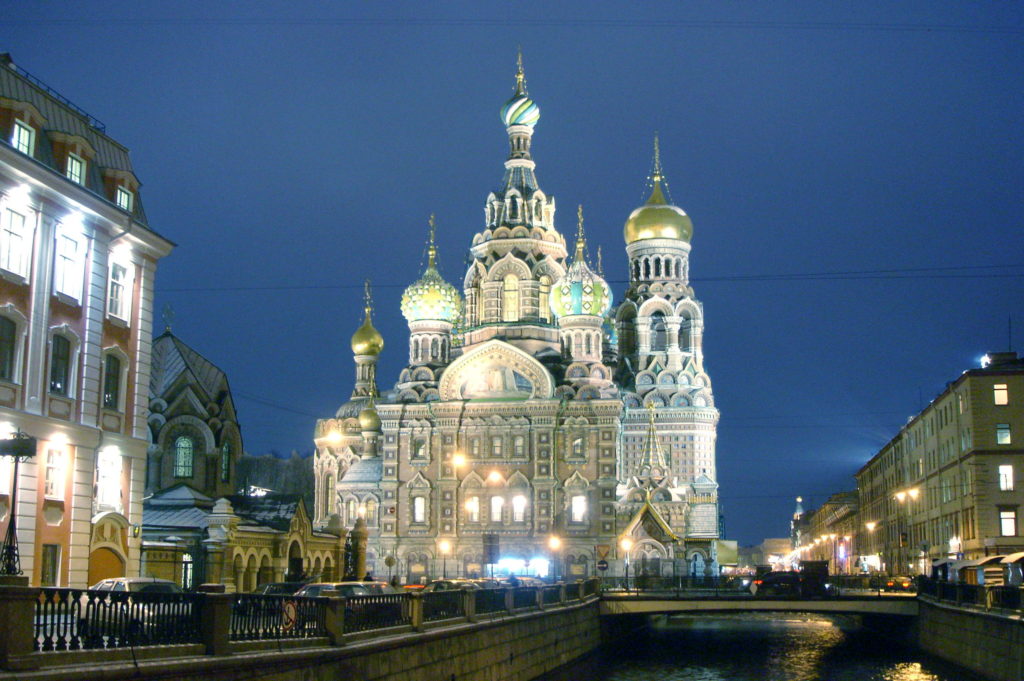 Auferstehungskirche_bei_nacht-Petersburg